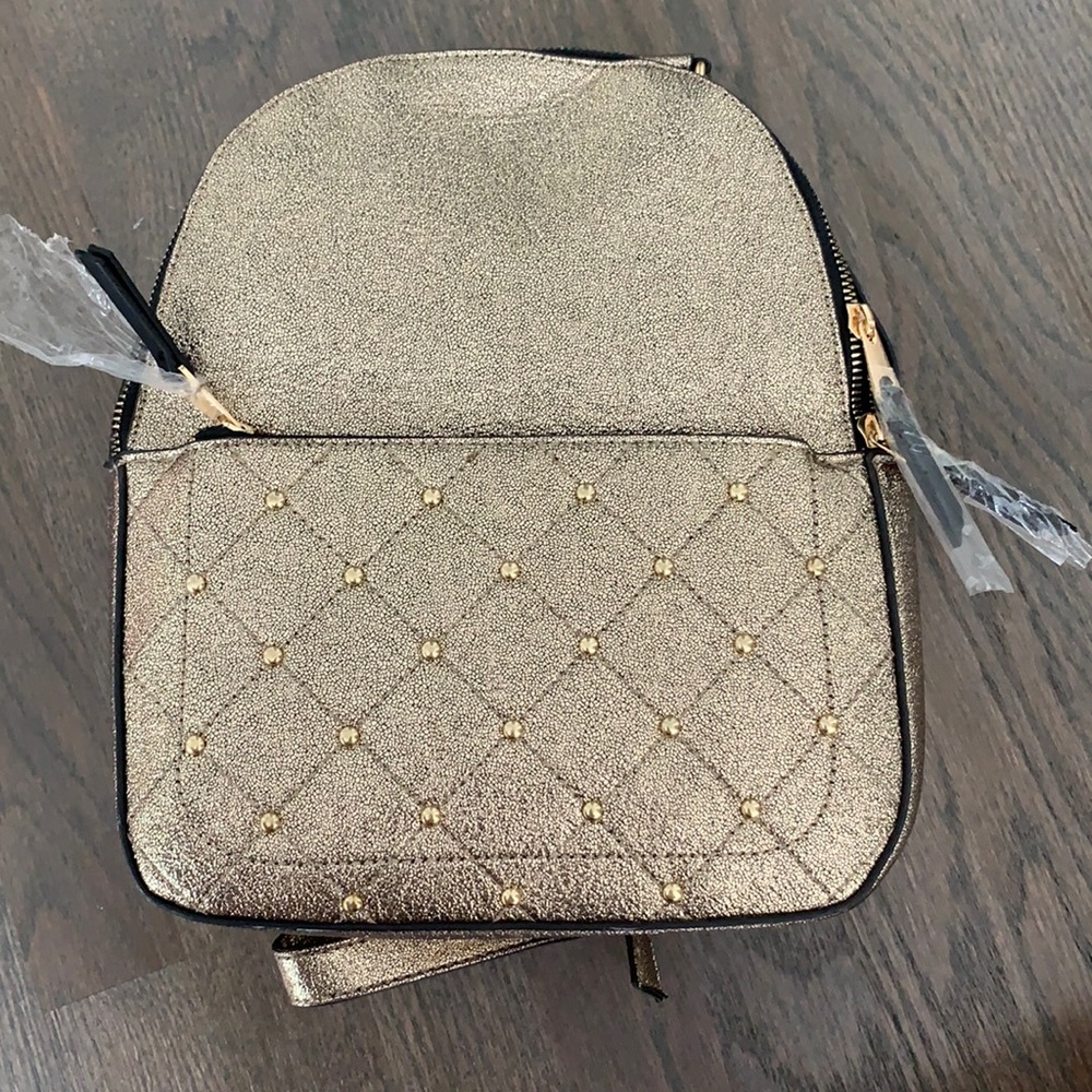 Adorable backpack new!